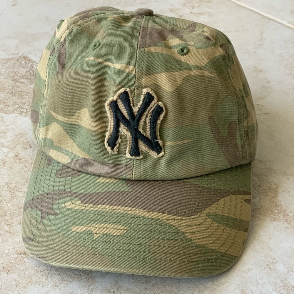 Unisex Camo Yankee Hat